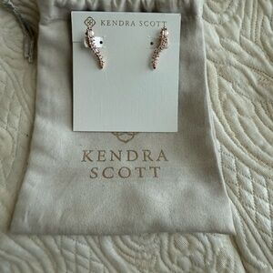Kendra Scott Blush Earrings